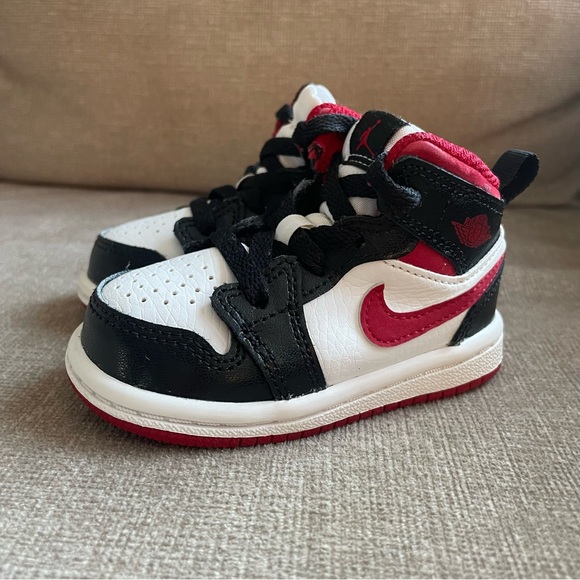Jordan Toddler 1 Mid Very Berry High-Top Sneakers